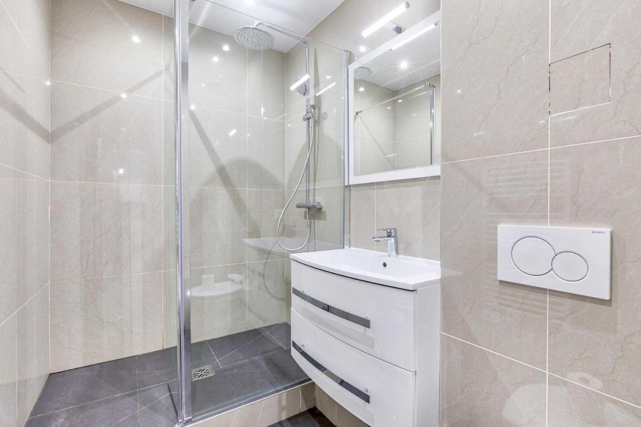 Cosy Apartment- 6P- Folies Bergeres Παρίσι Εξωτερικό φωτογραφία